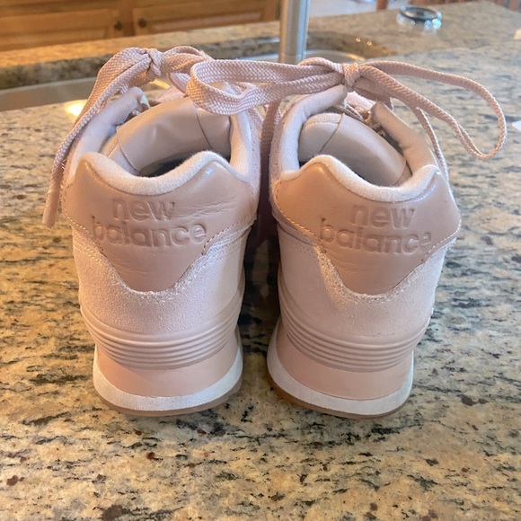 New balance sneakers - Picture 3 of 3